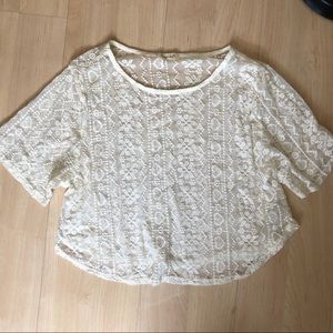 Sugarcloth embroidered lace top